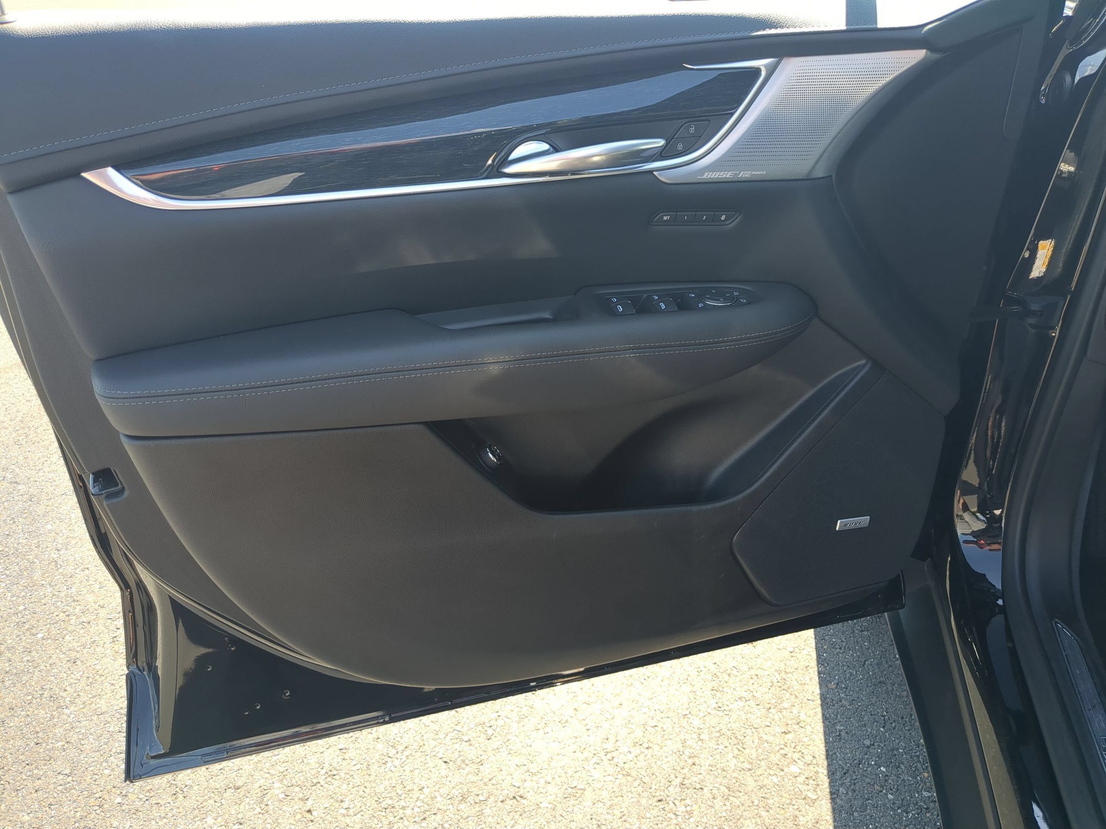 Certified 2022 Cadillac XT5 Premium Luxury AWD/4WD image 19