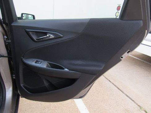 Used 2025 Chevrolet Malibu LT image 21