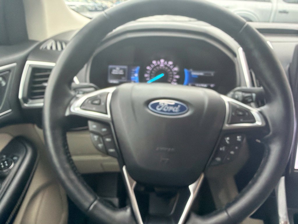 Used 2024 Ford Edge Titanium AWD/4WD image 23