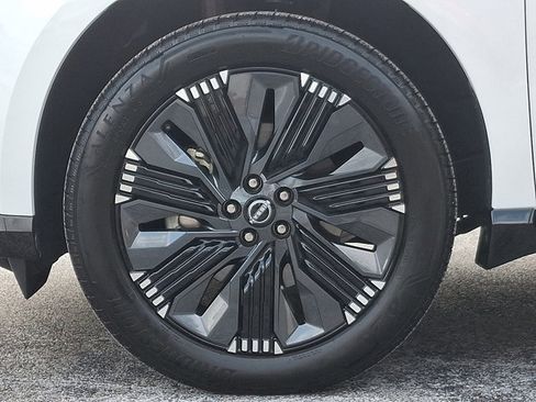 Used 2025 Nissan Murano Platinum w/ Cargo Package image 9