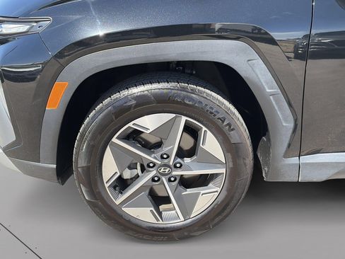 Certified 2025 Hyundai Tucson SEL AWD/4WD image 4