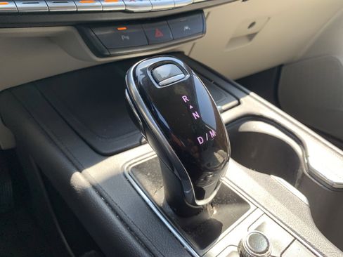 Used 2020 Cadillac XT4 Premium Luxury w/ Driver Awareness Package FWD image 26