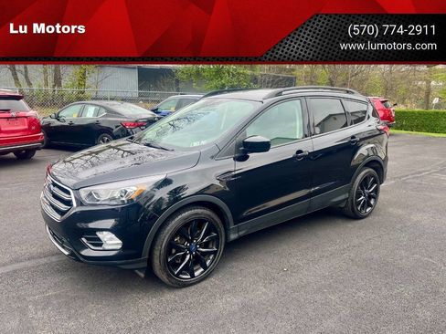 Used 2019 Ford Escape SE AWD/4WD image 1