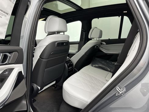 New 2026 BMW X5 xDrive50e AWD/4WD image 29