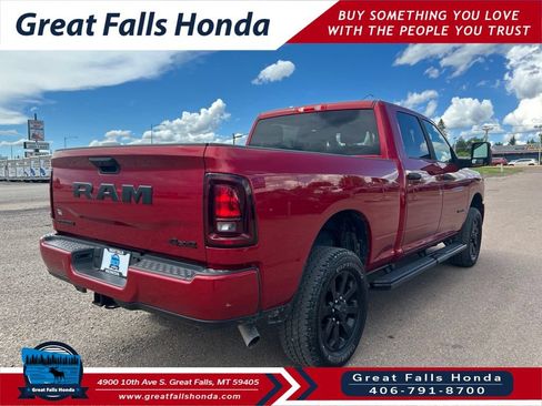 Used 2026 RAM 2500 Big Horn AWD/4WD image 7