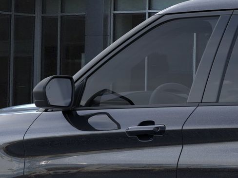 New 2026 Ford Explorer Active RWD image 41