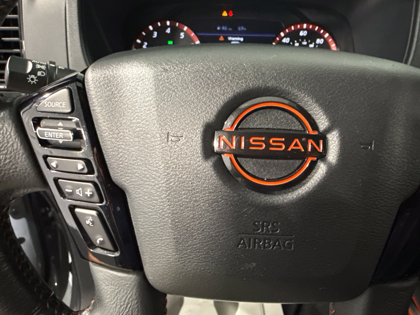 Used 2022 Nissan Frontier PRO-4X w/ Off-Road Protection Package AWD/4WD image 38