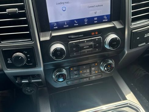 Used 2021 Ford F250 Platinum w/ FX4 Off-Road Package AWD/4WD image 3