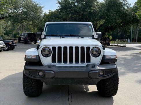 Used 2021 Jeep Wrangler Unlimited Sahara AWD/4WD image 2