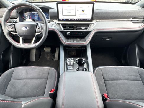 Used 2025 Ford Explorer ST image 22