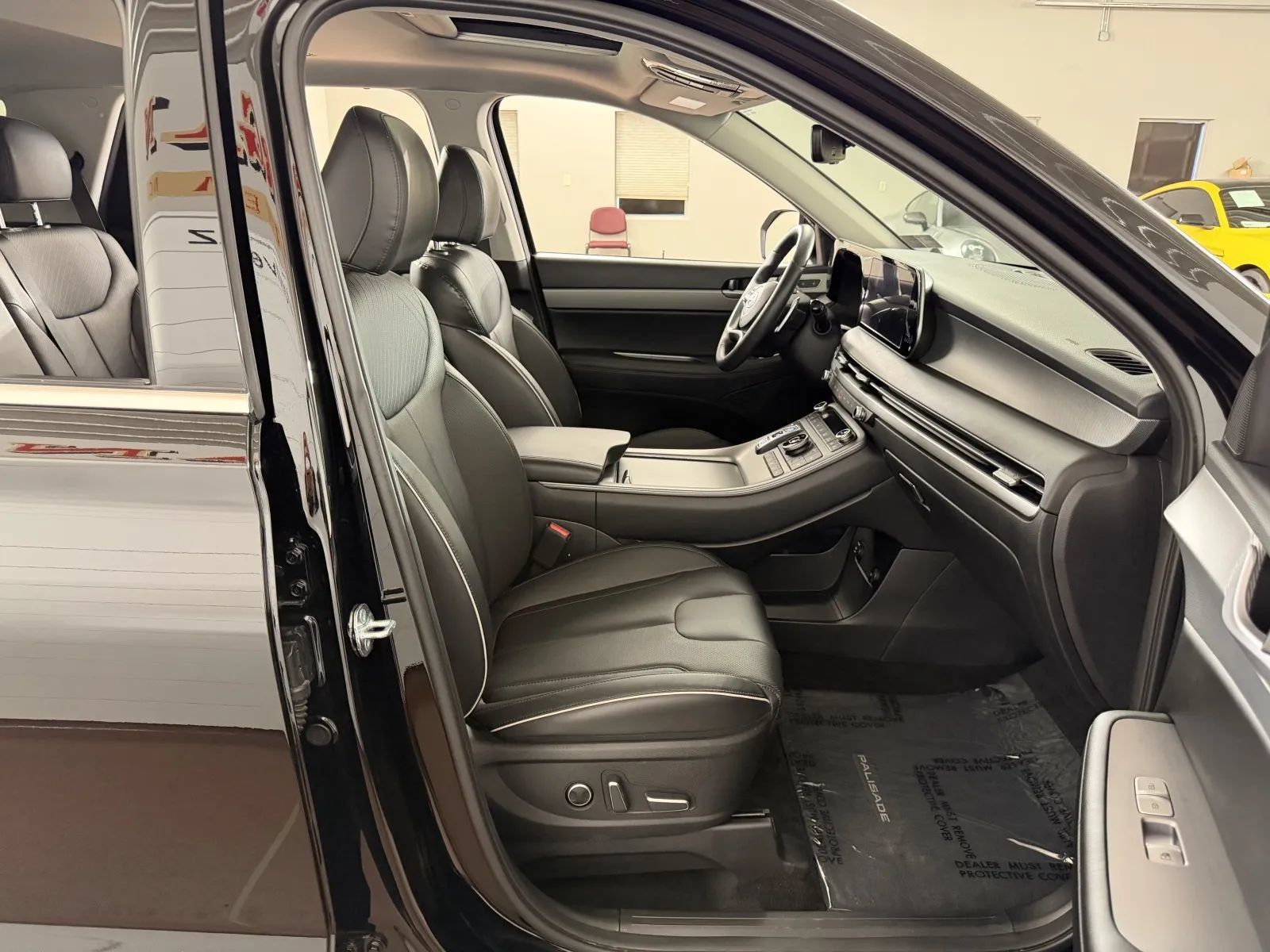 Used 2025 Hyundai Palisade SEL AWD/4WD image 38