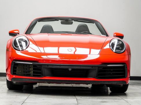 Used 2022 Porsche 911 Carrera w/ Premium Package image 7