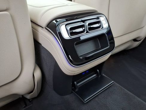 Used 2023 Mercedes-Benz S 500 4MATIC image 19