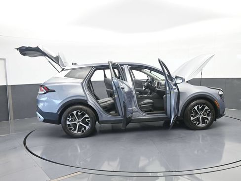 Used 2023 Kia Sportage EX FWD image 36