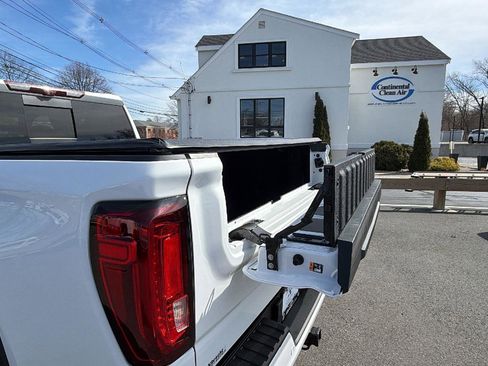 Used 2024 GMC Sierra 1500 Denali w/ Denali Reserve Package image 12