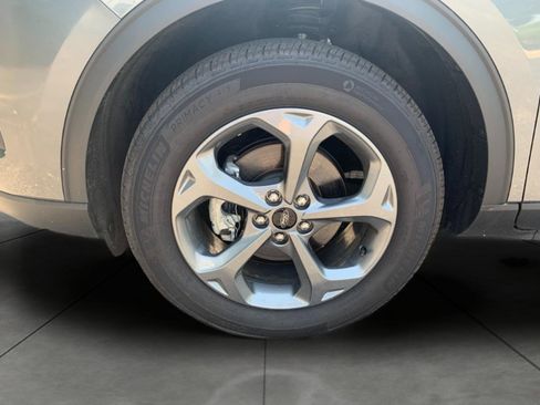 Used 2025 Ford Escape ST-Line AWD/4WD image 3
