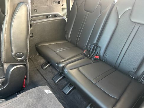 Certified 2023 Kia Sorento SX AWD/4WD image 21