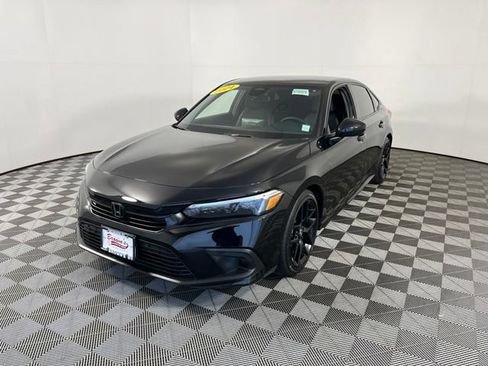 Used 2024 Honda Civic Sport image 3