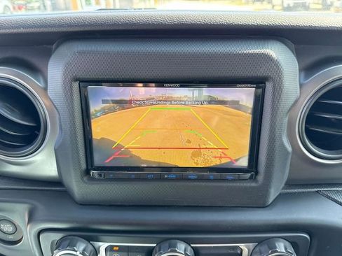 Used 2021 Jeep Wrangler Unlimited Sport image 31