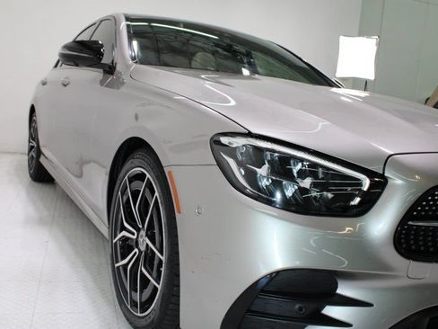 Used 2021 Mercedes-Benz E 350 Sedan w/ Premium Package image 11