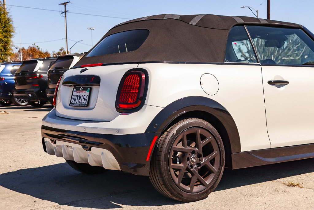 Used 2026 MINI Cooper S FWD image 18