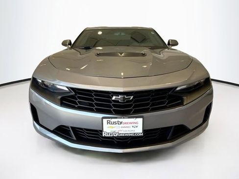 Used 2020 Chevrolet Camaro LT RWD image 2