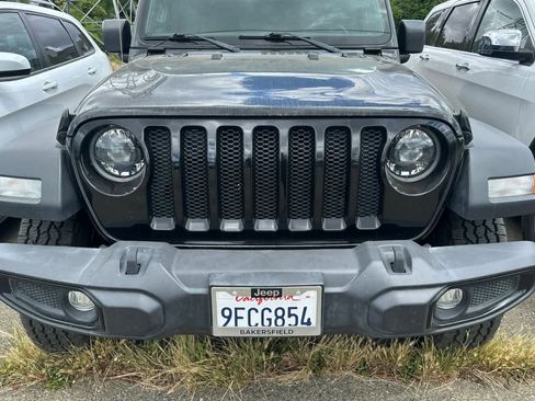 Used 2023 Jeep Wrangler Unlimited Sport AWD/4WD image 9
