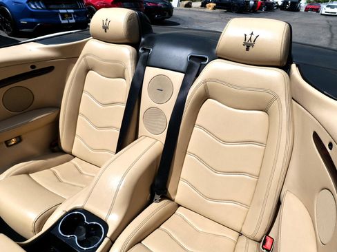 Used 2015 Maserati GranTurismo Convertible image 42