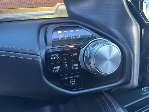 Used 2023 RAM 1500 Limited w/ Body Color Bumper Group image 32