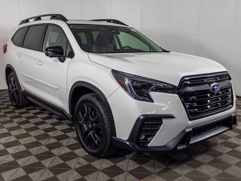 Used 2023 Subaru Ascent Onyx Edition Limited AWD/4WD image 16