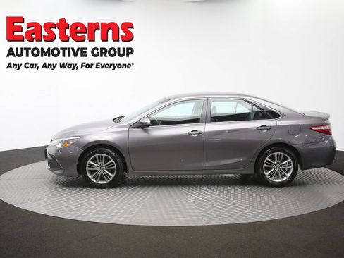 Used 2016 Toyota Camry SE FWD image 59