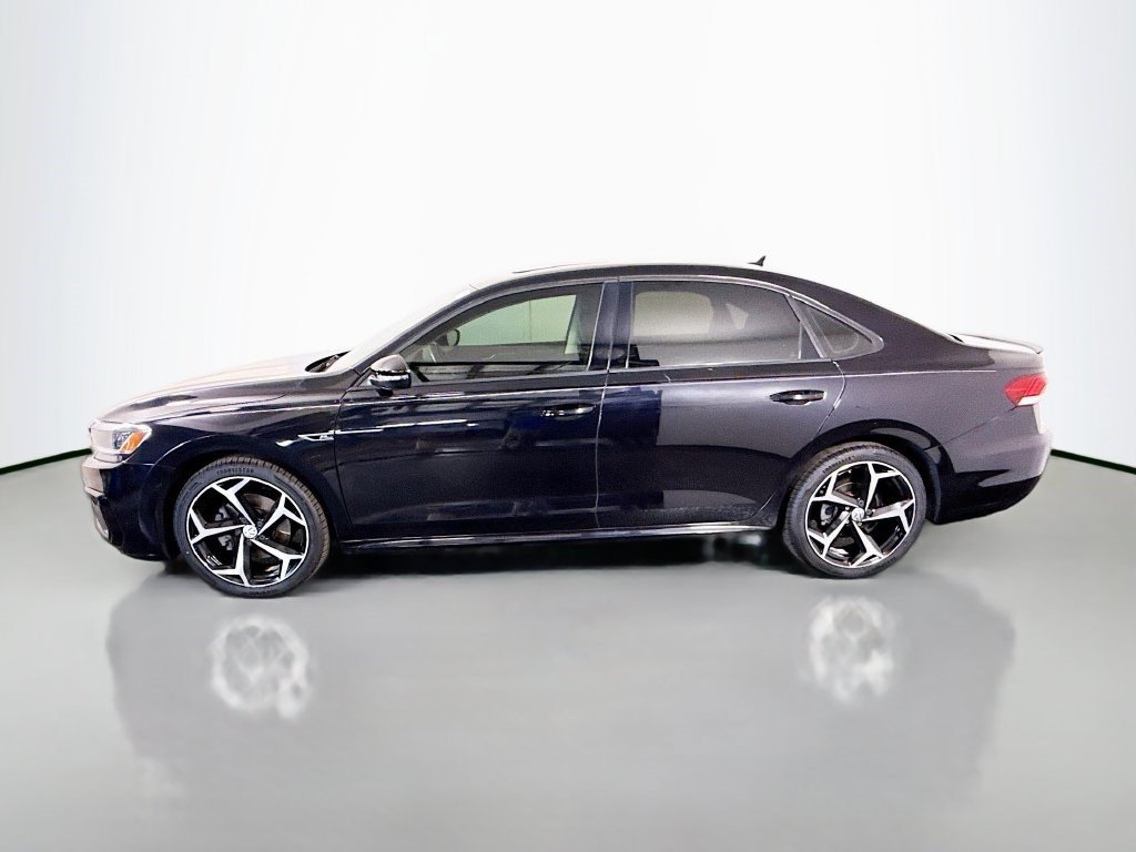 Used 2020 Volkswagen Passat 2.0T R-Line FWD image 6