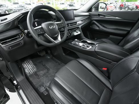 Used 2024 INFINITI QX60 Luxe image 6