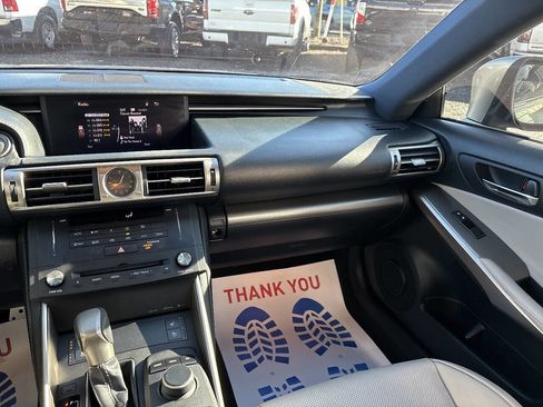 Used 2015 Lexus IS 250 image 21