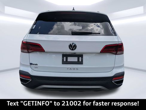 Used 2024 Volkswagen Taos SE FWD image 5