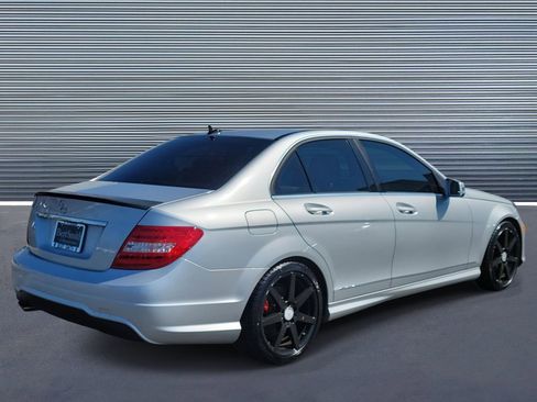 Used 2014 Mercedes-Benz C 250 Sedan image 3