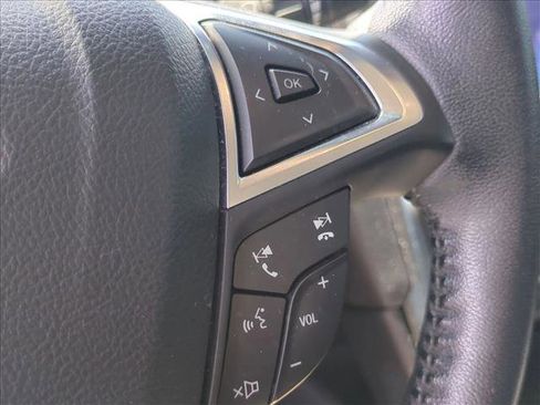 Used 2020 Ford Fusion SEL image 14