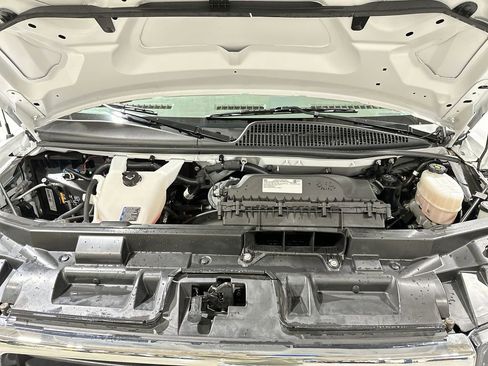 Used 2024 GMC Savana 2500 w/ Driver Convenience Package image 17