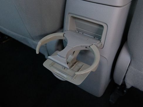 Used 2009 Toyota Corolla LE w/ All Weather Guard Pkg FWD image 28