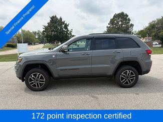 Used 2019 Jeep Grand Cherokee Trailhawk w/ Trailhawk Luxury Group AWD/4WD video 3