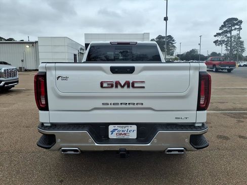 New 2026 GMC Sierra 1500 SLT w/ SLT Convenience Package image 4