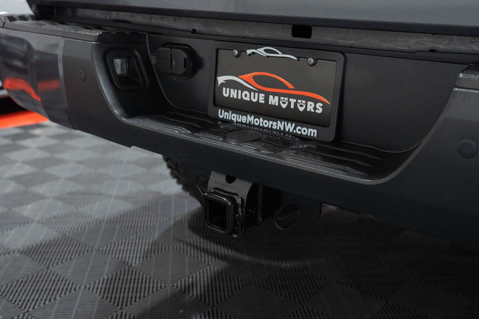 Used 2019 Toyota Tundra SR5 AWD/4WD image 8