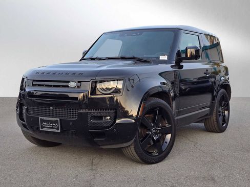 Certified 2024 Land Rover Defender 90 V8 image 1