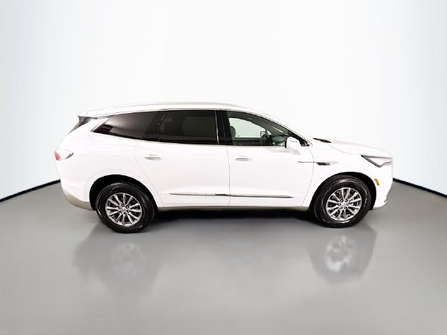 Used 2023 Buick Enclave Essence FWD image 9