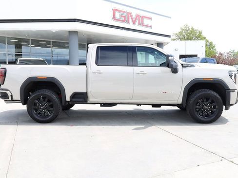 New 2026 GMC Sierra 3500 AT4 w/ Technology Package AWD/4WD image 7