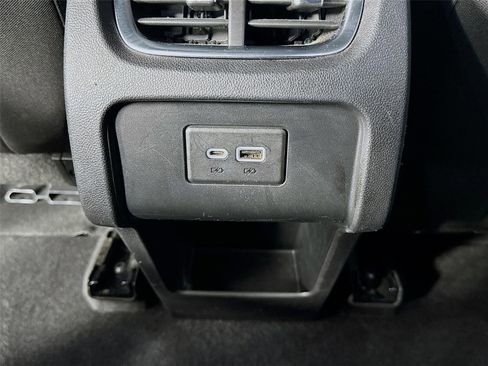 Used 2021 Chevrolet Blazer LT FWD image 24