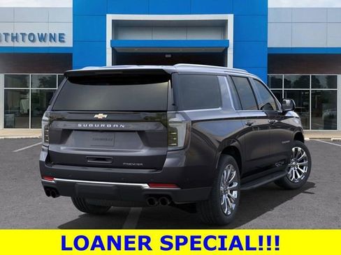 New 2025 Chevrolet Suburban Premier image 4