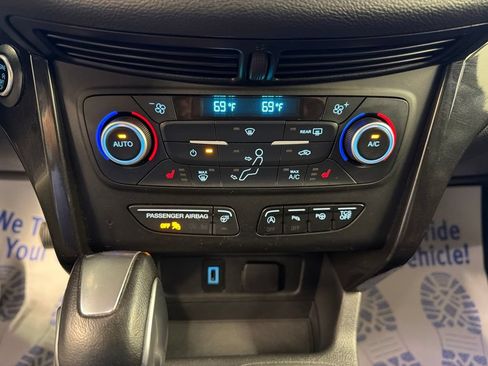 Certified 2019 Ford Escape Titanium AWD/4WD image 15