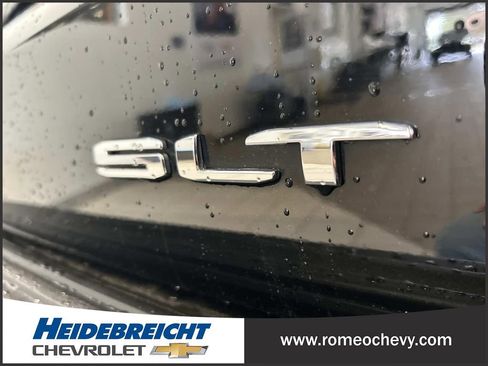 Used 2023 GMC Yukon SLT w/ SLT Luxury Package AWD/4WD image 40
