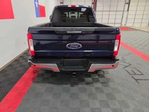 Used 2017 Ford F250 Lariat w/ Chrome Package image 20